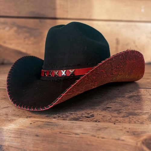 The Crimson Outlaw