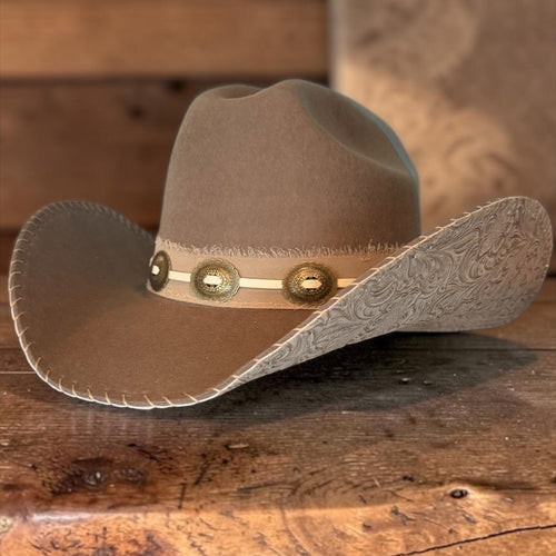 The Champagne Cowgirl